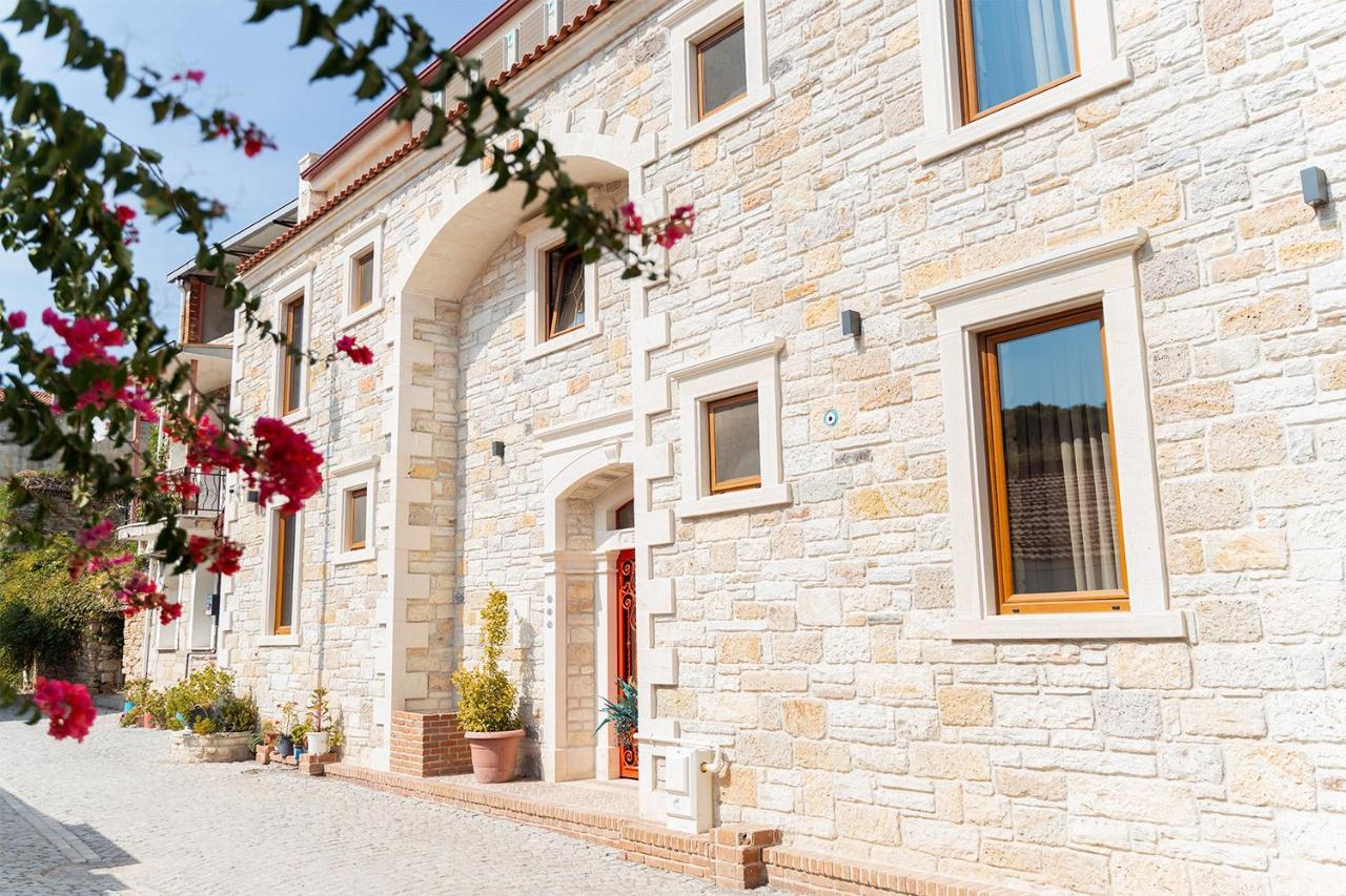 Sinem Hanim Konagi Boutique Hotel Yenifoca エクステリア 写真