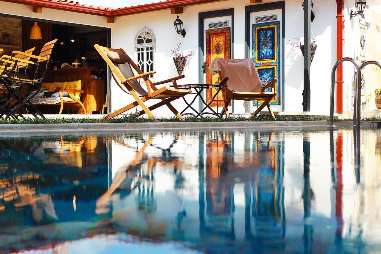 Sinem Hanim Konagi Boutique Hotel Yenifoca エクステリア 写真