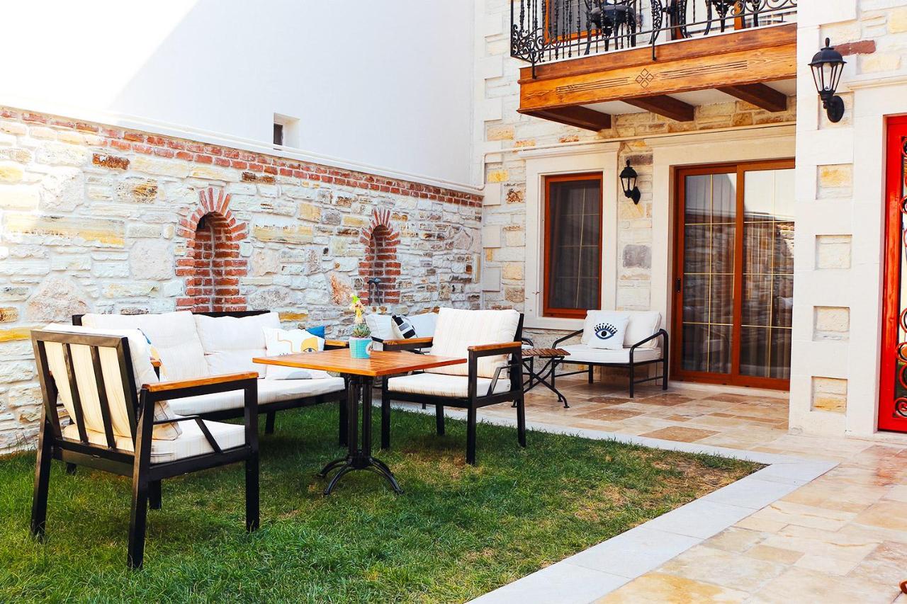 Sinem Hanim Konagi Boutique Hotel Yenifoca エクステリア 写真